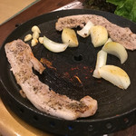 じごいもの豚 - 