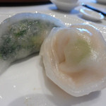 家全七福酒家 SEVENTH SON RESTAURANT - 海老とニラ入り蒸し餃子＆海老蒸し餃子