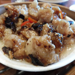 家全七福酒家 SEVENTH SON RESTAURANT - 骨付きバラ肉の黒豆味噌煮