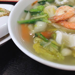 551 蓬莱 - 海鮮麺セット