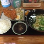 本手打ちうどん　泉里 - 日替わりランチ（700円）