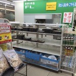 手作り弁当 エフエル - なんと！コンビニ店内に弁当屋さんが同居しています。