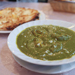 カレー専門店cafe New Delhi - 2015年10月再訪：ホウレン草＆チキンセット + チーズナン☆