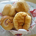 街の焼きたてパン屋さん こむぎ - 