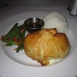 Hy's STEAKHOUSE - 2015年の｢フィレ･オブ･ビーフ “ウェリントン” ｣＄48.95