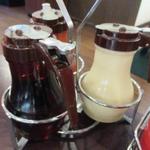 Eggs'n Things - シロップはやっぱり3種類