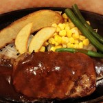 ビッグボーイ - 看板メニューの大俵ハンバーグ