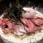 ローストビーフ油そば ビースト - クリームビースト