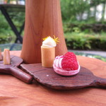 ホテルブレストンコート ザ・ラウンジ - (Aug 2015)