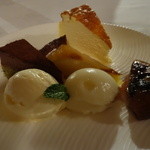 麤皮 - ☆デザートは盛り合わせが良いですね♪☆