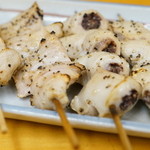 もつ焼 大喜 - 2015.10 豚ミノ（ガツ、1串160円）、コブクロ（1串160円）