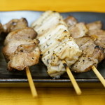 もつ焼 大喜 - 2015.10 串焼 5本盛り（510円）