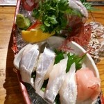 Naganoke - 太刀魚づくし(1280円) の太刀魚寿司、お造り