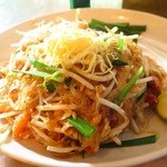 TukTuk Thai Bistro - パッタイ
