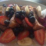 Goofy Cafe & Dine - フレンチトースト　ミックスベリー