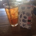 Goofy Cafe & Dine - アイスティーとiphone６