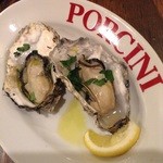 タヴェルナ・ポルチーニ - 蒸し牡蠣