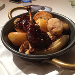 レストラン・マッカリーナ - お肉料理の付け合わせ（野鴨の煮込みと旬野菜じゃがいも）