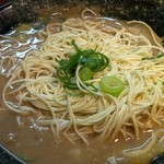 博多とんこつ 天神旗 - 替玉投入