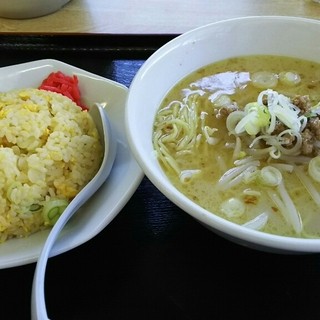 台湾料理 楽盛亭_0