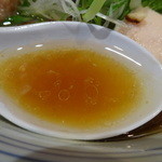 麺屋 ほぃ - お魚清湯ラーメン(スープ)