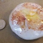 ユニオン ベーカリー - チーズパン 120円(税別)