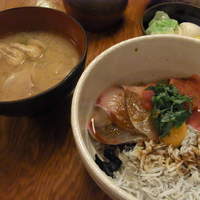 銀平 北新地店 - 海鮮丼のセット