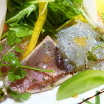 Turre Turre - 生しらす、鰹のたたき