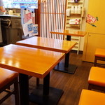 浪花屋 - 店内の様子