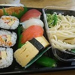 小僧寿し - 料理写真:寿司、うどんセット