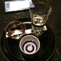 味吉兆 ぶんぶ庵 - 利き酒。
