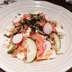 AGLAIA - ISLAND DINING & BAR - - アラカルトから　ジャコと豆腐のサラダ