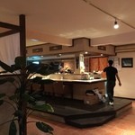 AGLAIA - ISLAND DINING & BAR - - カウンターもいい雰囲気