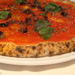 カンブーザ - シチリアーナ（黒オリーブ・アンチョビ・ケッパ―）