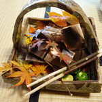 美山荘 - 子持ち鮎　杉板焼き