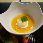 美山荘 - 木の実アイスと柿すり流し