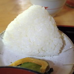 姫のそば ゆかり庵 - 仁多米のおにぎりと漬物