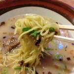 海海ラーメン - 麺リフト