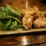 喜良 - 富士山霊の平飼い鶏の唐揚げ 660円