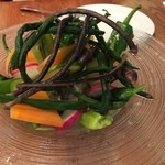 La Vespa - 鎌倉秋野菜のバーニャカウダ
                      　アンチョヴィとプロシュートの冷たいサルサ