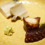 鮨 さいとう - 蒸し鮑と蛸（2015/10）