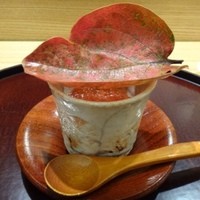 日本料理 太月 - イクラの茶碗蒸し・・秋らしい盛り付けですね。
