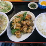 台湾料理 楽餐館 - 鶏肉の黒胡椒炒め定食