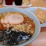 くるまやらーめん 新発田バイパス店 - しょう油中華