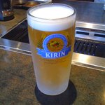 明月館 - キンキンに冷えた生ビール