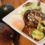 UMIYA GOOFY CAFE - アボカドロコモコ