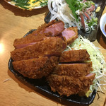 一間酒場　1丁目1番地 - ハムカツ