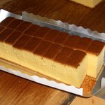 宗清龍堂 - 一口サイズに切り分けてくれました。