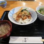 炭火鳥焼 金太郎 - 鶏の漬け焼きナムル丼_2015/10