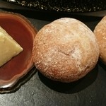 レストラン 間 - 自家製パン